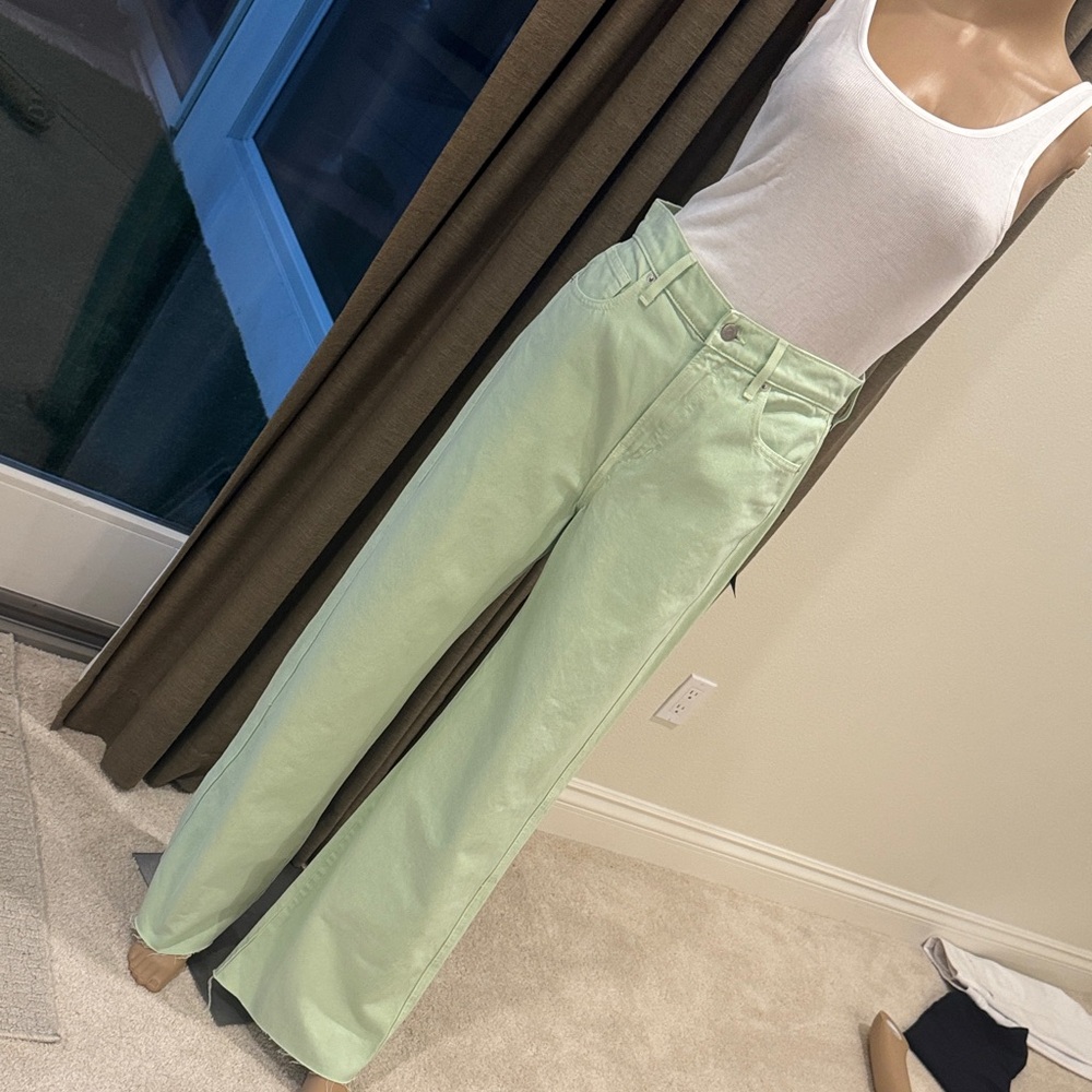 Veronica Beard NWT Light Green Ankle Jeans